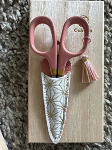Cohana Small Scissors  9th Anniverssary Limited Edition PINK New 2025 - Picture 1 of 3