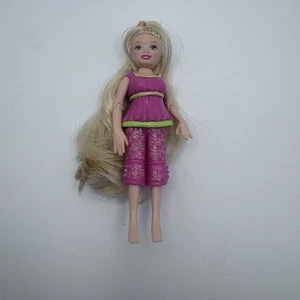 Vintage Polly Pocket Stylin Pose Polly at The Shops. Joined Arms And Legs - Picture 1 of 3