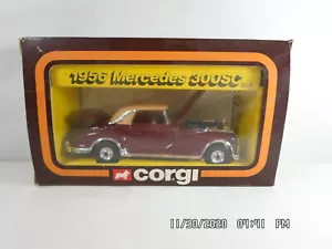 Coches Borgoña Corgi 1956 Mercedes 300SC 805 de colección de los años 50 nuevos en caja de lote antiguo - Imagen 1 de 6