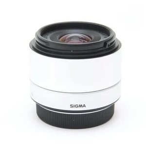 Sigma 19mm f/2.8 DN Lens for Micro 4/3 (Silver) - Picture 1 of 6