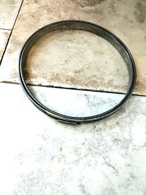 CRAFTS EMBROIDERY HOOP 5 3/4" ROUND METAL - Image 1 of 3