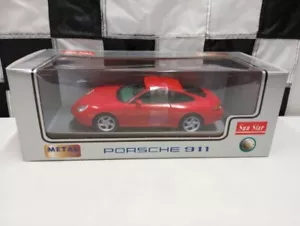 Sun Star Porsche 911 - 1:18 Diecast Model Car Red-NIB - Picture 1 of 4