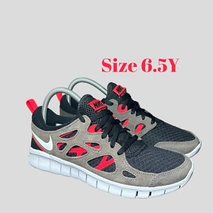 *BRAND NEW* Nike Youth Free Run 2 GS 'Black Siren Red' Youth Sze 6.5Y Multicolor - Picture 1 of 8