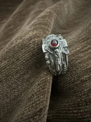 Alianza James Avery Martin Luther plata de ley talla 9 con piedra granate Foto 1 de 3