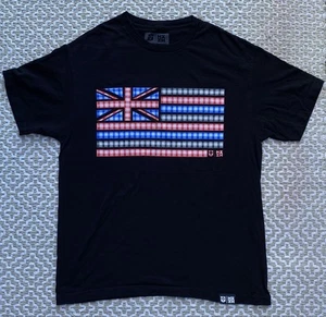 Hawaii’s Finest Palaka Hawaiian Flag T-Shirt Black Okakopa Line 2022 Herren M - Bild 1 von 8