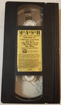 📼 VINTAGE 📼 MASH Collector's Ed. Cracking Up 📼 (VHS, 1993) 📼 TESTED 📼 - Image 1 of 2