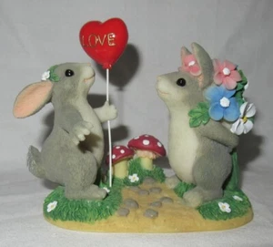 Charming Tails by Fitz & Floyd LOVE IS IN THE AIR #84/100 bunnies - Picture 1 of 11