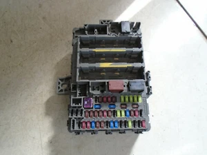 HONDA CIVIC MK9 2014 FUSE RELAY BOX FUSE BOX UNIT - Imagen 1 de 4