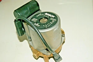 Pompe de chaudiere circulateur Grundfos UPS 15-50 EL Bosch Neuve (66) - Imagen 1 de 2