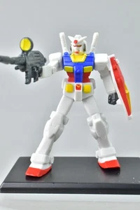 Mobile Suit Gundam Collection RX-78-2 Gundam 1/400 2002 2" Mini - Picture 1 of 3