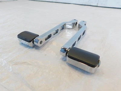 Pedales de palanca de cambios ranurados Harley Road King Electra Glide Softail con clavijas Foto 1 de 4