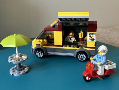 LEGO City 60150 Pizza Van Scooter Food Truck Delivery Chef. 100% Complete W/Box - Image 1 of 3