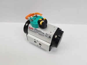 Dongjoo APS65R(CCW) Pneumatic Yoke Type Actuator w/ PEPPERL+FUCHS NBN3-F25-E8-V1 - Picture 1 of 10