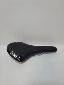 Fizik Antares Cycling Saddle (211 g) Manganese Rails Road Bike - Picture 1 of 8