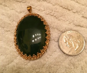 Vintage Goldtone Dk Green Jade Gemstone Large Pendant Pin Broach 1.25 x 1.75 In - Picture 1 of 2