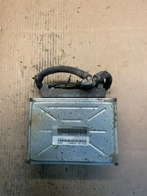 Módulo de control del motor Silverado Tahoe 2001-2002 computadora ECM ECU u9407 DG Foto 1 de 4