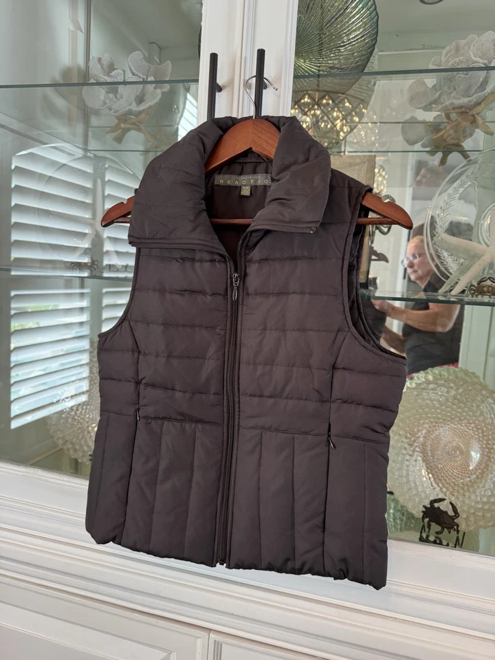 Kenneth Cole Reaction Women's Size Medium Vest Brown Puffer Down Feather Fill - Image 1 of 4
