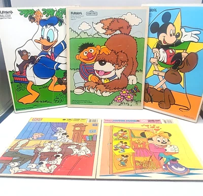 Lote De Colección De 5 Rompecabezas Disney y Plaza Sésamo Playskool y Bandeja Dorada Enmarcada Foto 1 de 3