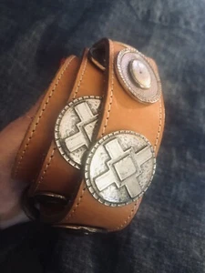 DKNY Donna Karan neuer Gürtel CONCHO Ranch Western Wear braun Sattelleder M/L - Bild 1 von 10