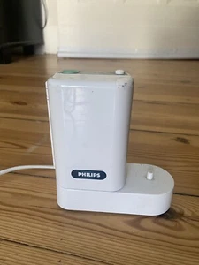 Philips Sonicare Ladegerät Reinigungstation mit UV Clean - Bild 1 von 1
