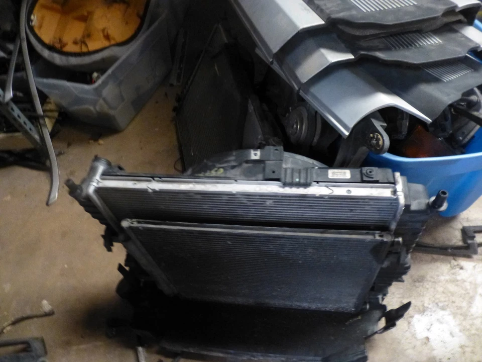 CONDENSADOR AIRE ACONDICIONADO JAGUAR XJ8 VANDEN PLAS TIPO S 2004 2005 2006 2007 2008 Foto 1 de 1