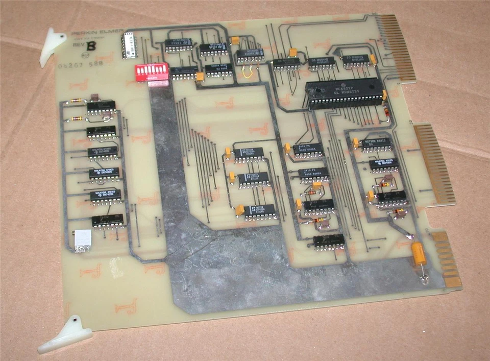 VERY NICE PERKIN ELMER CIRCUIT BOARD MODEL 178S083 REV B - Image 1 of 1