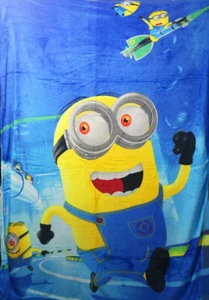 NEW KIDS WINTER MINK BLANKET SOFT BOYS MINION DESPICABLE POLAR RUG GIFT CHILDREN - Picture 1 of 3