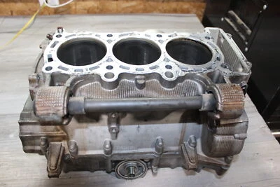 Yamaha Rs Venture Rst90 2007 motor cárter cárter cárter 8ES-15100-08-00 Foto 1 de 4