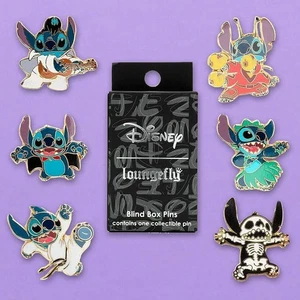 Loungefly x Disney Stitch Kostüme Blindbox Mystery Pin - Bild 1 von 1