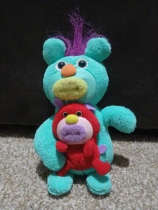 Fisher Price 2010 Sing a Ma Jigs Duet Teal Green Red Singing Plush WORKING - Picture 1 of 3