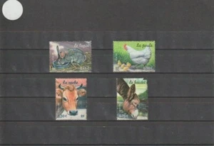 Francia 2004 SG3966-9 4v NHM animales de granja/gallinas y polluelos/vaca/burro/conejo - Imagen 1 de 1