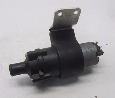 Mercedes SLK320 R170 2001-2004 BOMBA DE AGUA AUXILIAR ELÉCTRICA BOSCH OEM KM51288 Foto 1 de 4