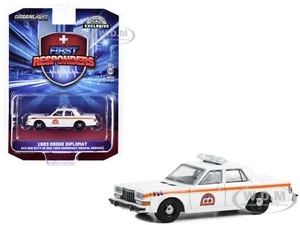 Dodge Diplomat 1983 "NYC EMS" blanco 1/64 modelo de coche fundido a presión por Greenlight 30444 - Imagen 1 de 1