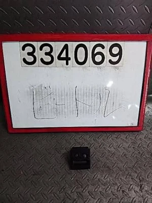 Interruptor de ventana eléctrica VOLKSWAGEN Beetle 2001 nuevo [usado] [PA95728227] Foto 1 de 4