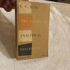 TWO ESSAYS ON ANALYTICAL PSYCHOLOGY C. G. JUNG 1960 BOLLINGEN SERIES RARE - Picture 1 of 16