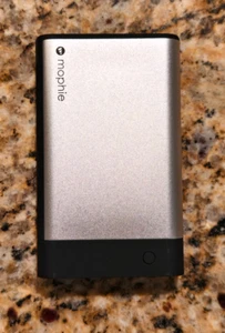 Open Box Mophie Encore 10k Plus Charger Grey / Black 10000 mAh - Picture 1 of 4