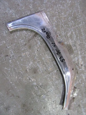 Chevrolet Belair 1953 1954 sedán de 4 puertas exterior ventana trasera moldura lateral P Foto 1 de 2