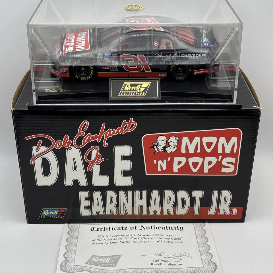 De colección ✅ Dale Earnhardt Jr 31 Revell Mom N Pops Chevy NASCAR 1:24 Diecast en estuche Foto 1 de 4