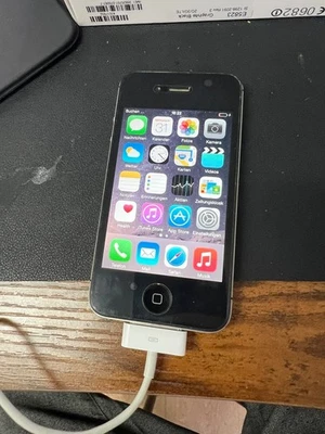Apple iPhone 4s I 16GB I Schwarz I Gebraucht I Top I Funktioniert - Bild 1 von 2