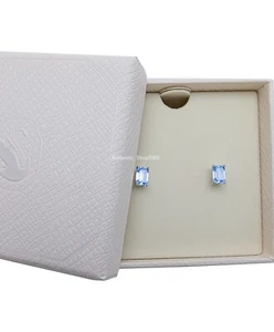 New 100% Authentic SWAROVSKI Rhodium Square Blue Crystal Stud Earrings 5639134 - Picture 1 of 5
