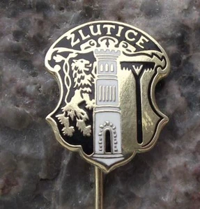 Vintage Zlutice Czechoslovakia Coat of Arms Heraldic Crest Pin Badge - Foto 1 di 4