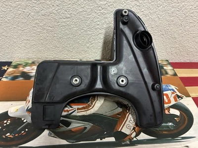 Harley-Davidson Sportster 1200 883 2007-2011 07-11 tanque de aceite depósito de desbordamiento A Foto 1 de 4