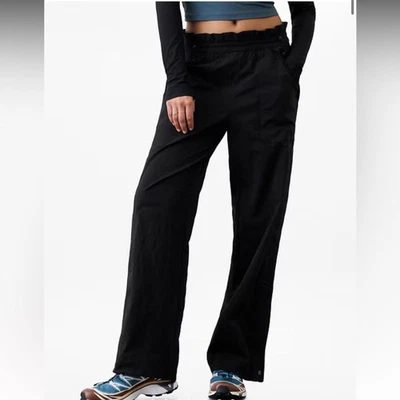 Athleta Trekkie 高腰降落伞裤 尺寸 6 黑色 货物 防撕裂 徒步户外 — 第 1/4 张图片