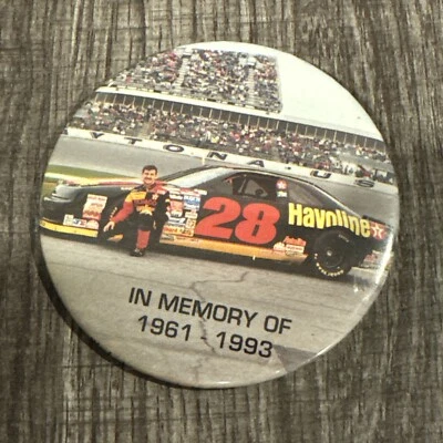 Botón vintage "En memoria de" Davey Allison - Nascar vintage Foto 1 de 2