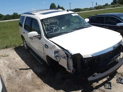 Used Front Left Upper Upper Control Arm Front fits: 2007 Cadillac Escalade new s - Image 1 of 4