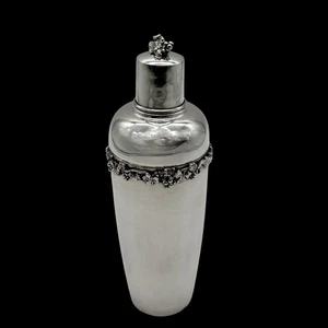 Coctelera moderna de mediados del siglo XX plateada hecha en Italia alrededor de 1960 - Imagen 1 de 7