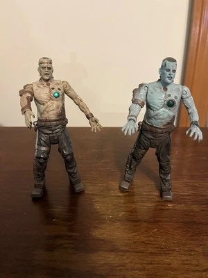 Figuras de acción Van Helsing Monster Slayer Frankenstein 2003 (bronceado y azul) Foto 1 de 4