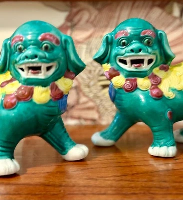 🐉 Par de estatuillas de cerámica pintadas a mano de colección de león guardián chino Foo Dog Foto 1 de 4