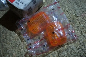 Lente indicatore DUCATI 600, 750, 900 MONSTER, SS I.E. 748, 916, 996, 998 ST2 ST4 - Foto 1 di 3