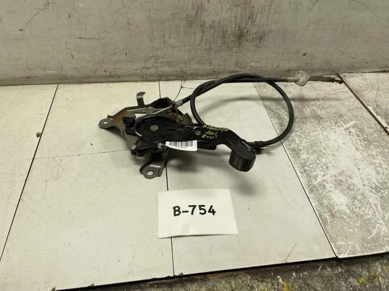 Toyota Highlander 2006 HV pedal de freno de emergencia OEM+ Foto 1 de 4